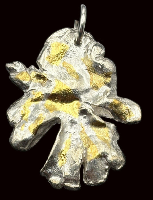 Bella's Gold Pendant